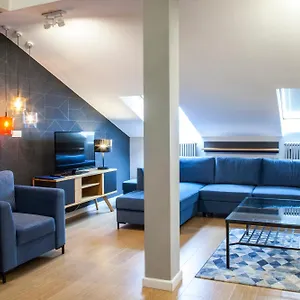 Portal House Apartmanhotel