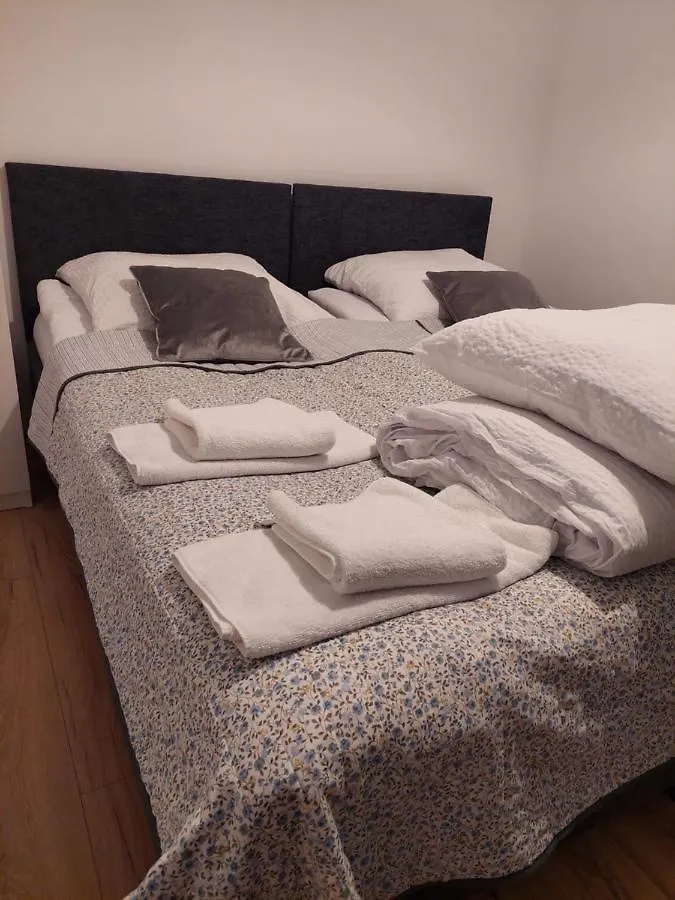 Bagry Rooms3 LoveKraków